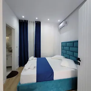 Luxury Room's By Lika Guest house